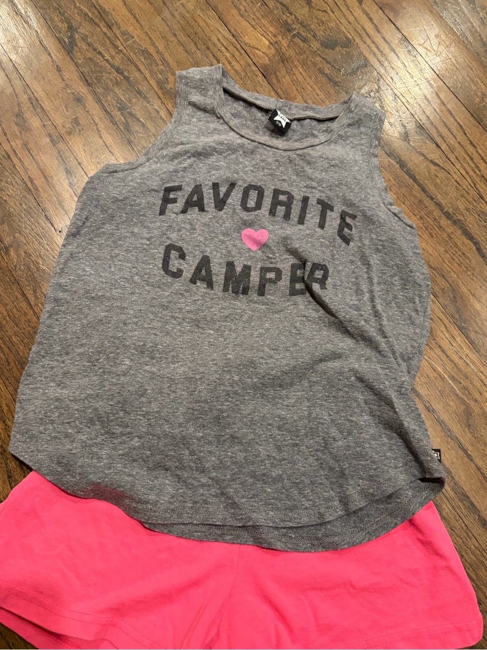 PixieLane Girls' Gray 'Favorite Camper' Tank Top - Pink Heart size 9/10 🩷 - Picture 2 of 5